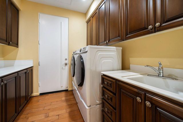 551 Red Arrow Trail, Palm Desert, CA 92211