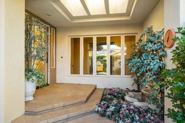 551 Red Arrow Trail, Palm Desert, CA 92211