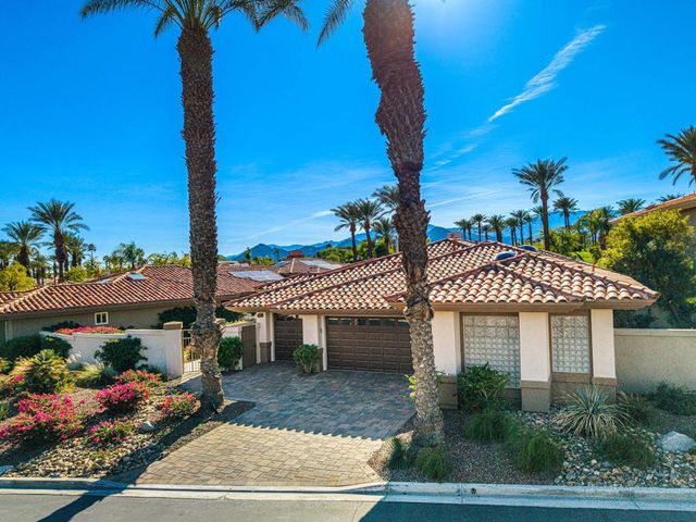 551 Red Arrow Trail, Palm Desert, CA 92211