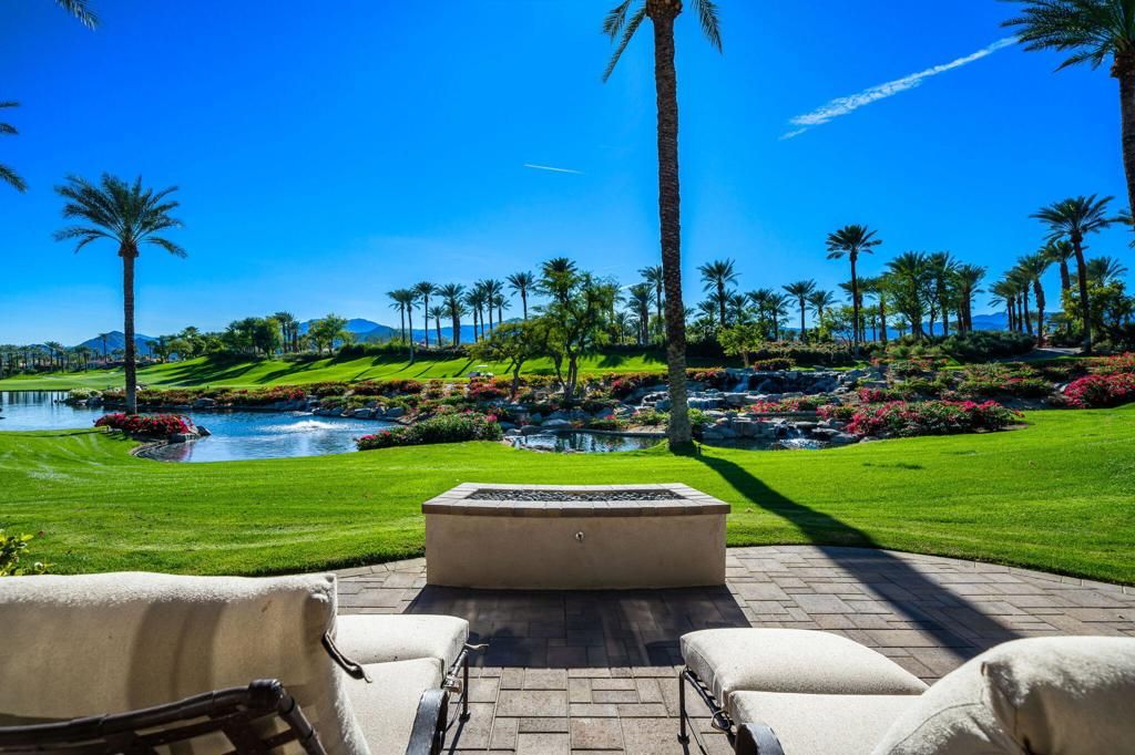 551 Red Arrow Trail, Palm Desert, CA 92211