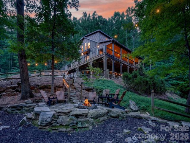 3050 Green River Cove Road, Saluda, NC 28773