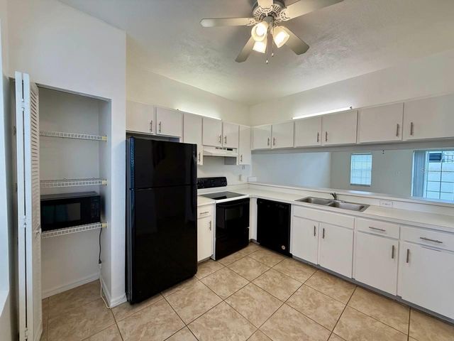 2802 W CLEVELAND STREET L, Tampa, FL 33609