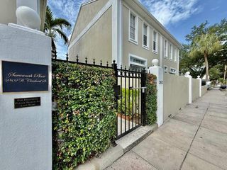 2802 W CLEVELAND STREET L, Tampa, FL 33609
