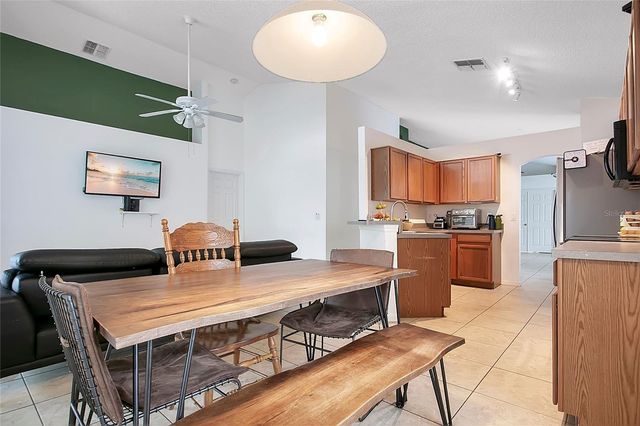 14528 KRISTENRIGHT LANE, Orlando, FL 32826