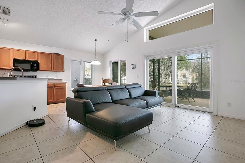 Image 13 of property listing at 14528 KRISTENRIGHT LANE, Orlando, FL 32826