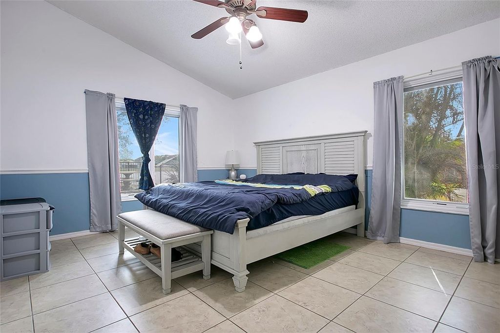 Image 17 of property listing at 14528 KRISTENRIGHT LANE, Orlando, FL 32826