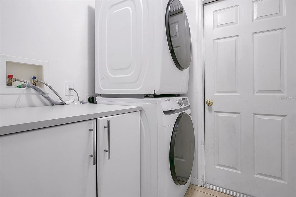 Image 24 of property listing at 14528 KRISTENRIGHT LANE, Orlando, FL 32826