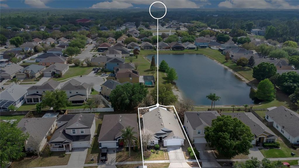 Image 39 of property listing at 14528 KRISTENRIGHT LANE, Orlando, FL 32826