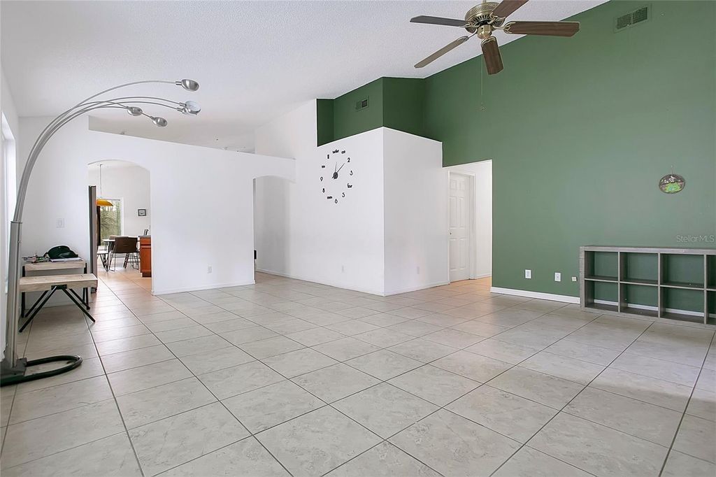 Image 7 of property listing at 14528 KRISTENRIGHT LANE, Orlando, FL 32826