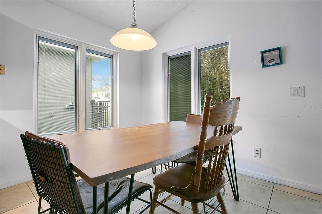 Image 9 of property listing at 14528 KRISTENRIGHT LANE, Orlando, FL 32826