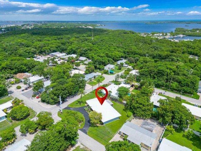 920 La Paloma Rd, Key Largo, FL 33037