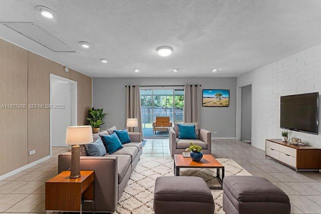 920 La Paloma Rd, Key Largo, FL 33037