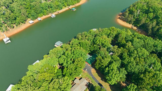 124 Woodshore Drive, Anderson, SC 29625