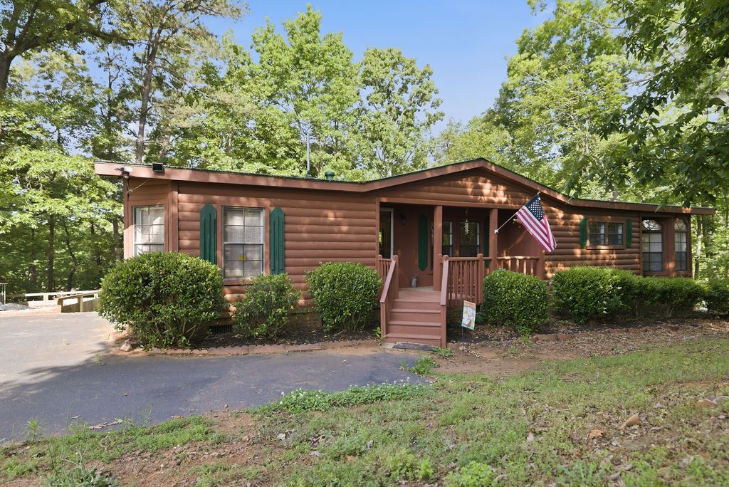 124 Woodshore Drive, Anderson, SC 29625