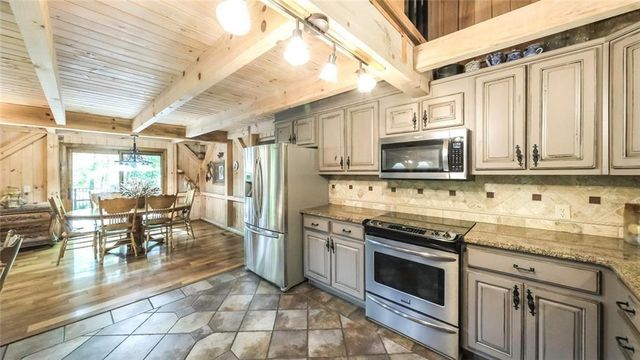 9511 Highpoint Road, Villa Rica, GA 30180