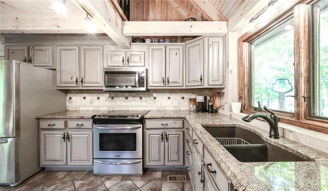 9511 Highpoint Road, Villa Rica, GA 30180