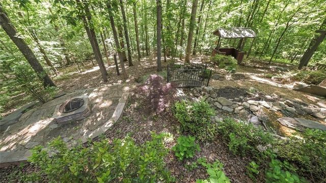 9511 Highpoint Road, Villa Rica, GA 30180
