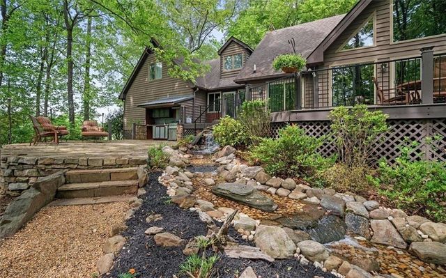 9511 Highpoint Road, Villa Rica, GA 30180