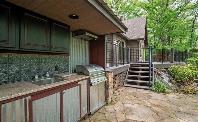 9511 Highpoint Road, Villa Rica, GA 30180