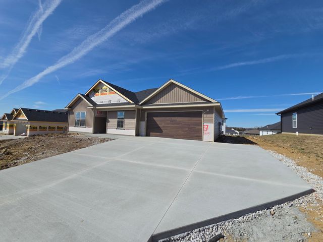 3305 MILAN DR, Columbia, MO 65202