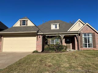11729 S Vine Avenue, Jenks, OK 74037
