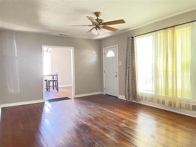 3718 Yale Street, Lake Charles, LA 70607