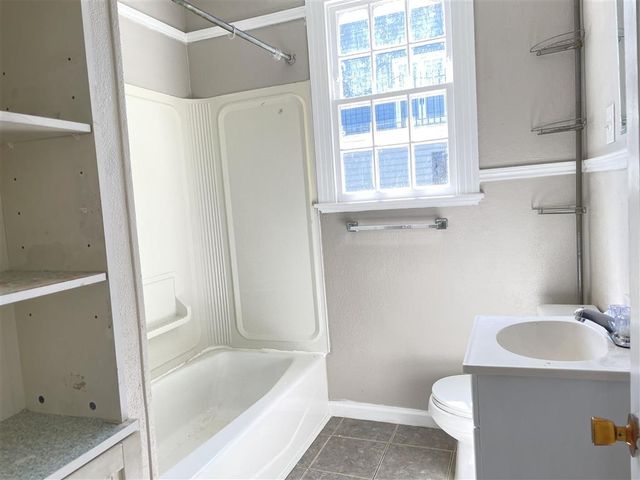 3718 Yale Street, Lake Charles, LA 70607