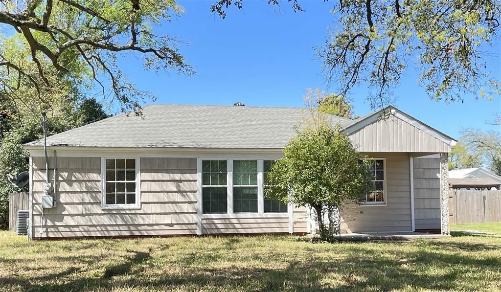 3718 Yale Street, Lake Charles, LA 70607