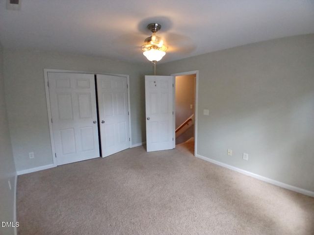 2215 University Drive, Durham, NC 27707