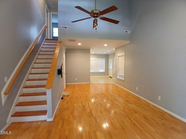 2215 University Drive, Durham, NC 27707
