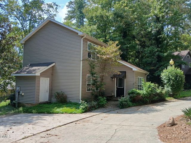 2215 University Drive, Durham, NC 27707
