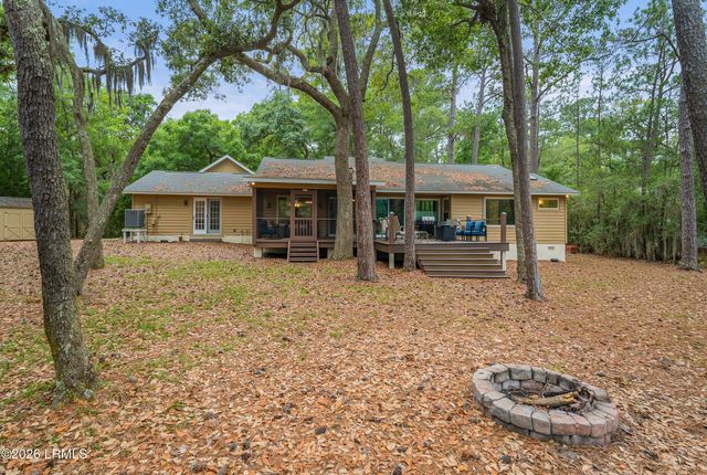 6 Cordgrass Loop, Beaufort, SC 29907