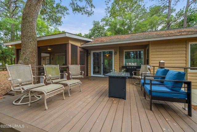 6 Cordgrass Loop, Beaufort, SC 29907