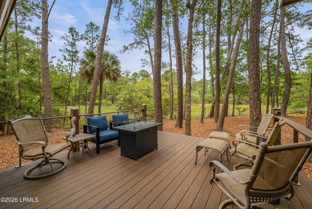 6 Cordgrass Loop, Beaufort, SC 29907