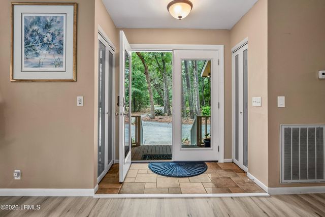 6 Cordgrass Loop, Beaufort, SC 29907