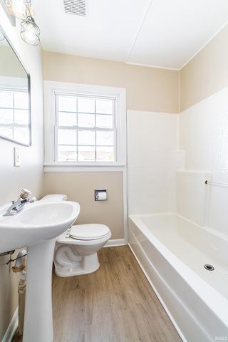 2706 Saint Louis Avenue, Fort Wayne, IN 46809