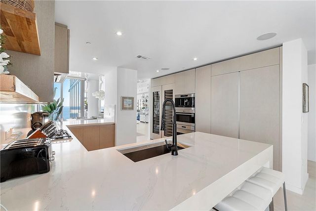 2200 N Ocean Boulevard S1406, Fort Lauderdale, FL 33305