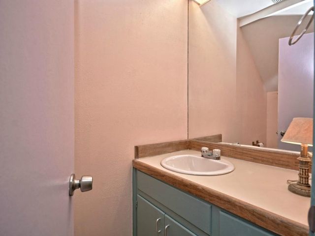 1908 Lightsey RD A, Austin, TX 78704