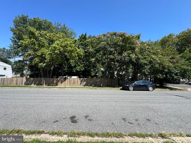 302 N BRADFORD ST, Dover, DE 19904
