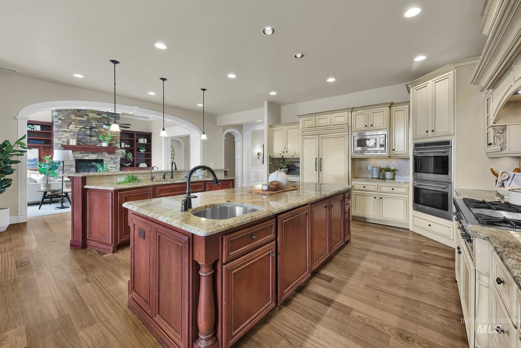 1583 W Covenant Hill Ct, Eagle, ID 83616 photo 13