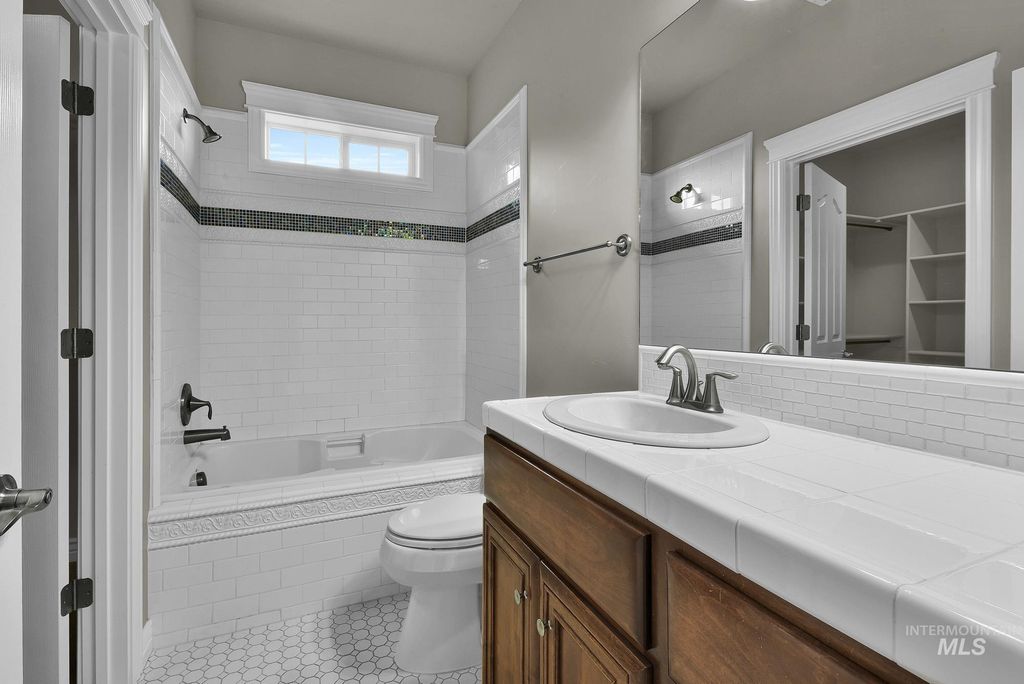 1583 W Covenant Hill Ct, Eagle, ID 83616 photo 35