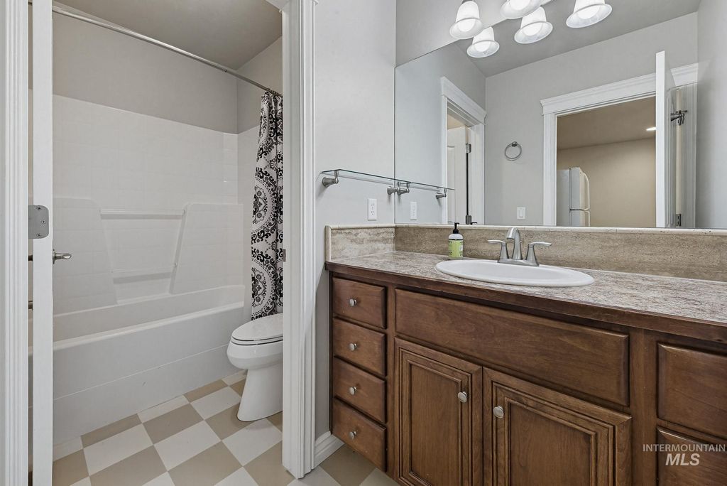 1583 W Covenant Hill Ct, Eagle, ID 83616 photo 41