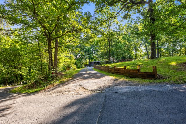 81 Shrader Lane, Ringgold, GA 30736