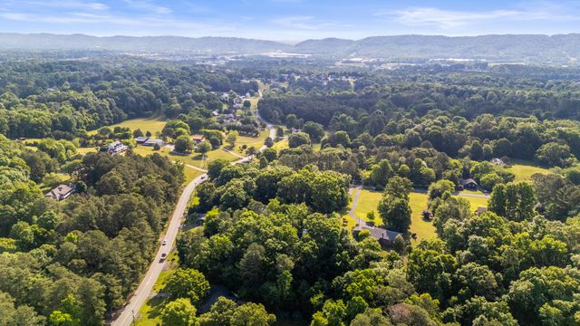 81 Shrader Lane, Ringgold, GA 30736