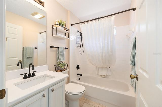 1504 AVILA PLACE, Lady Lake, FL 32159