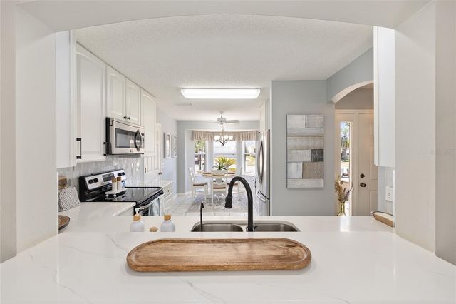 1504 AVILA PLACE, Lady Lake, FL 32159