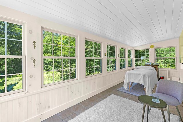 11 Grogkill Road, Willow, NY 12495