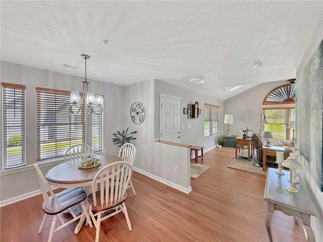 105 White Fox Ct, North Sewickley Twp, PA 16117