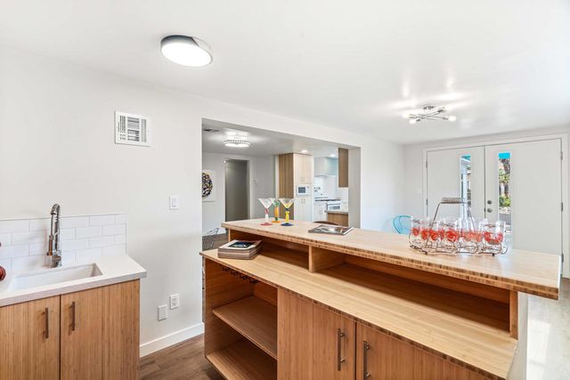 117 Aliso Drive, Palm Springs, CA 92264