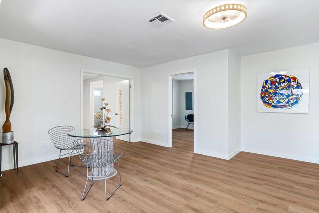 117 Aliso Drive, Palm Springs, CA 92264